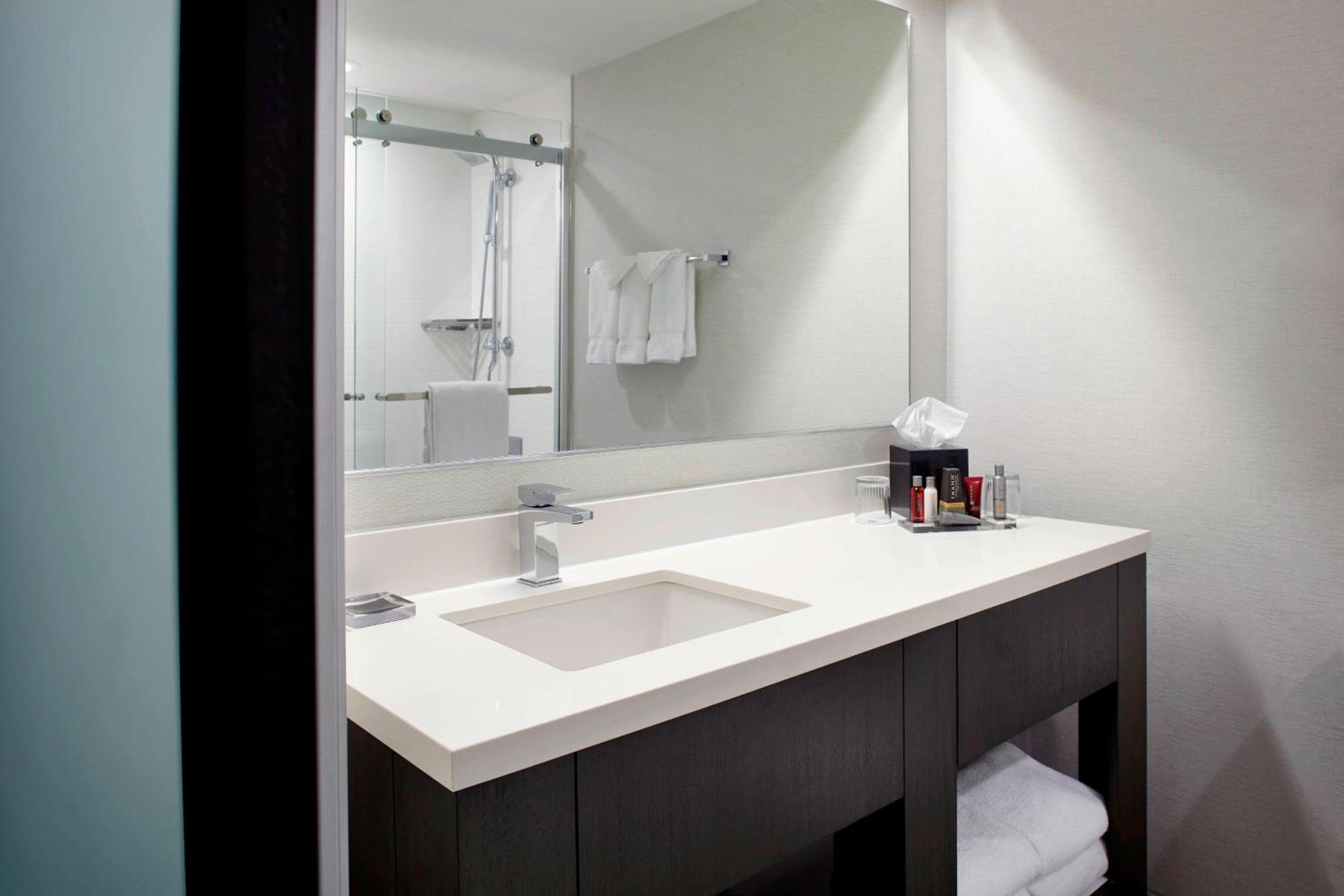 Marriott Hartford/Windsor Airport Hotel Eksteriør billede